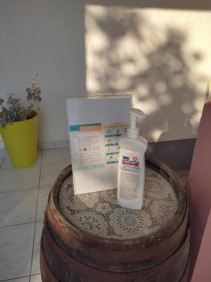 Apartment Arba 1 With Heated Pool ラブ エクステリア 写真