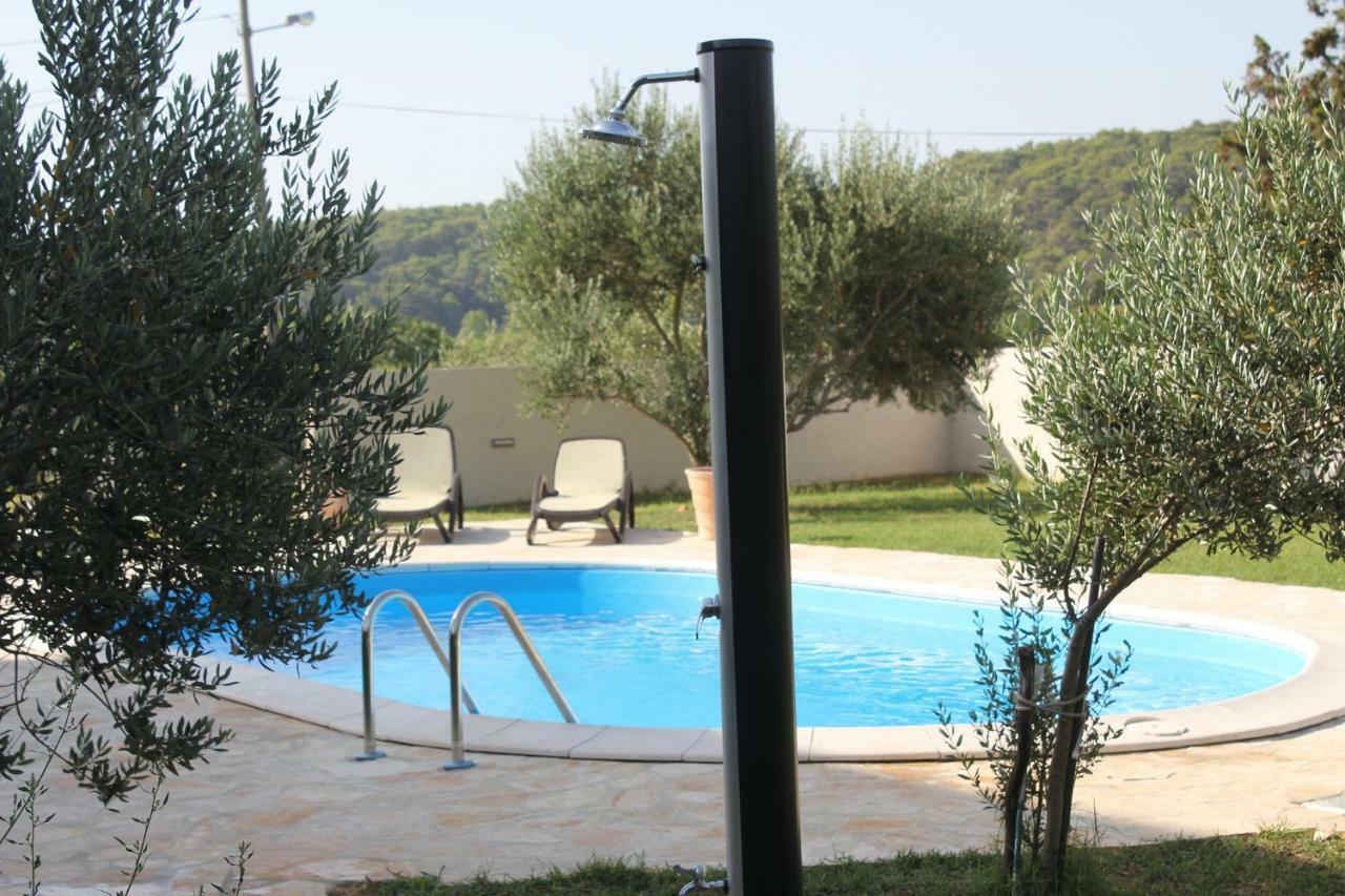 Apartment Arba 1 With Heated Pool ラブ エクステリア 写真